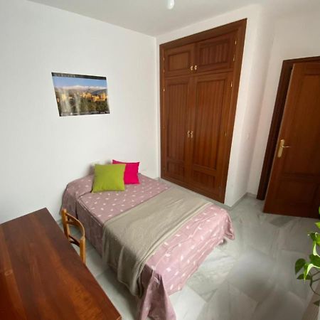 Pati Perro Apartment Granada Exterior photo